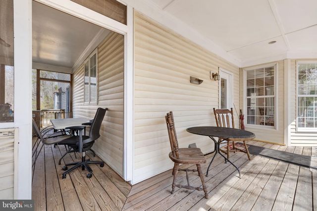7214 CLIFTON RD, Clifton, VA 20124