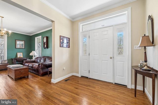 7214 CLIFTON RD, Clifton, VA 20124
