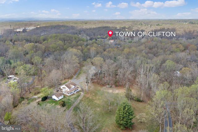 7214 CLIFTON RD, Clifton, VA 20124