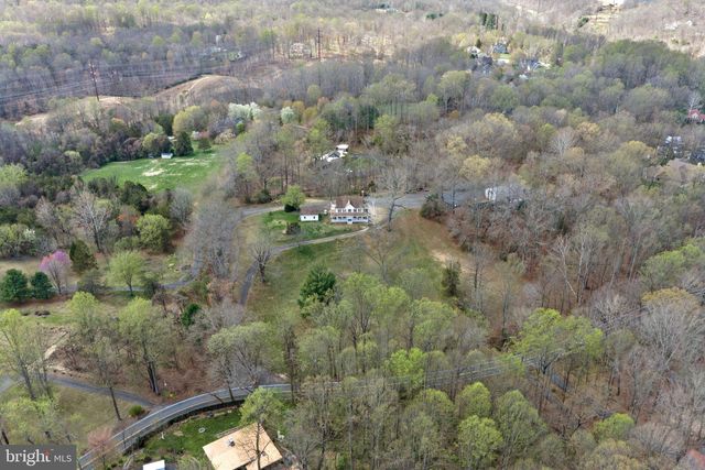 7214 CLIFTON RD, Clifton, VA 20124