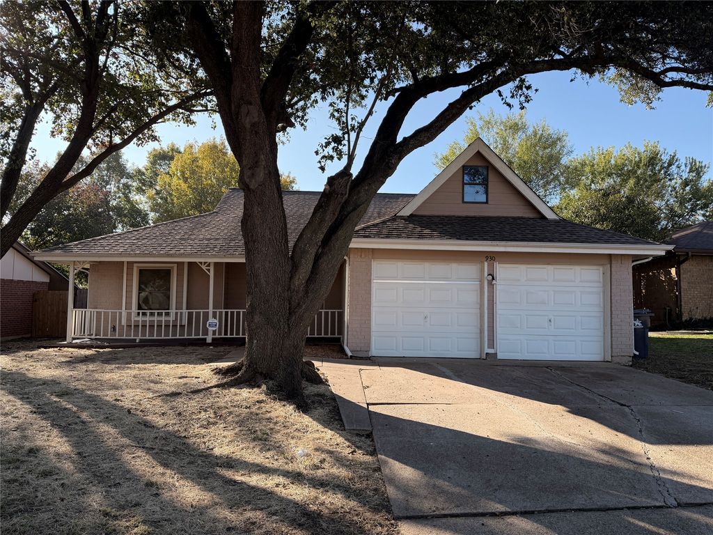 930 Lemontree Drive, Arlington, TX 76017