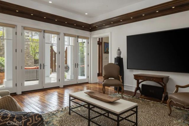 2323 Bayside Drive, Corona Del Mar, CA 92625