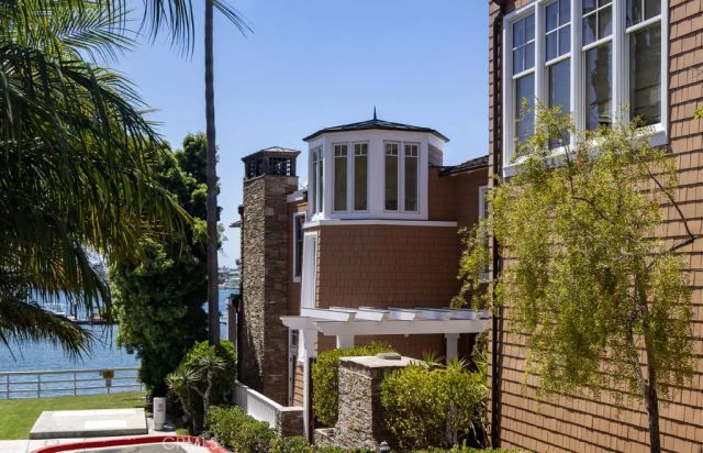 2323 Bayside Drive, Corona Del Mar, CA 92625