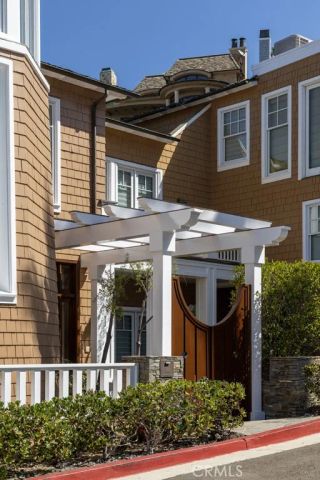 2323 Bayside Drive, Corona Del Mar, CA 92625