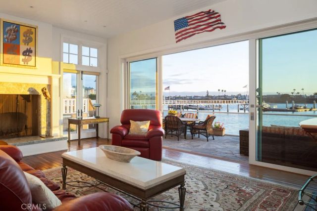 2323 Bayside Drive, Corona Del Mar, CA 92625