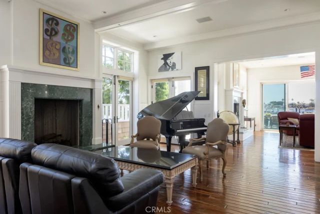 2323 Bayside Drive, Corona Del Mar, CA 92625