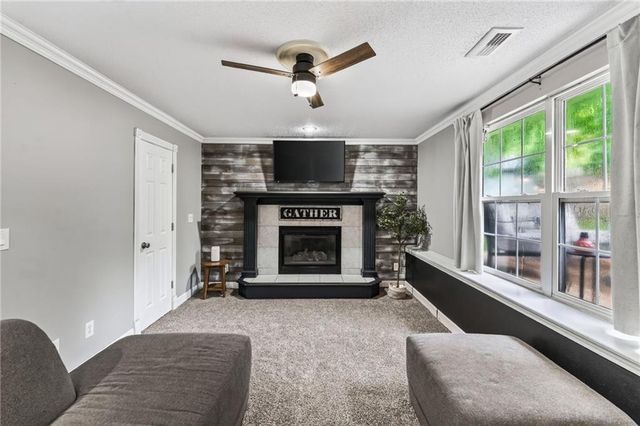 21417 E 50th Terrace Court, Blue Springs, MO 64015
