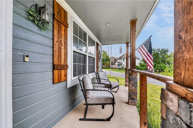 21417 E 50th Terrace Court, Blue Springs, MO 64015
