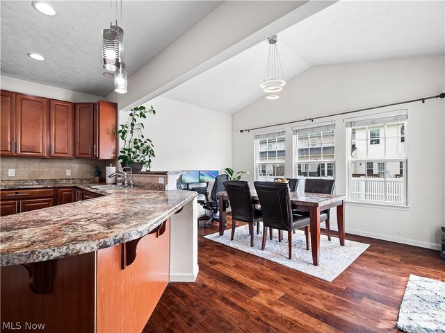 111 Slippery Rock Lane, Berea, OH 44017