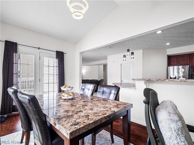 111 Slippery Rock Lane, Berea, OH 44017