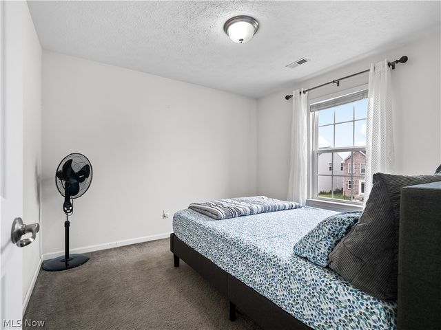 111 Slippery Rock Lane, Berea, OH 44017