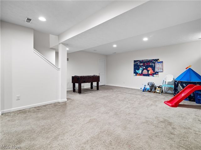 111 Slippery Rock Lane, Berea, OH 44017