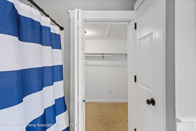 607 Park Street, Grand Ledge, MI 48837