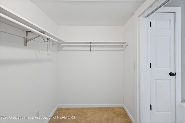 607 Park Street, Grand Ledge, MI 48837