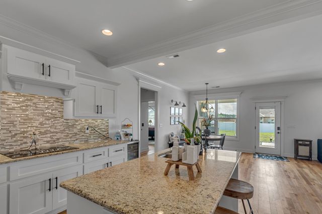 1724 Day Flower Dr, Murfreesboro, TN 37130