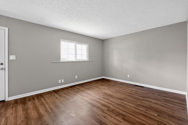 1519 Grovewood Drive, Columbus, OH 43207