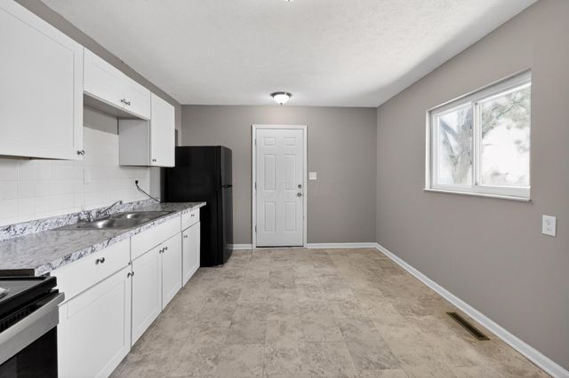 1519 Grovewood Drive, Columbus, OH 43207