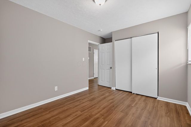 1519 Grovewood Drive, Columbus, OH 43207