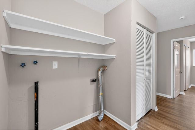 1519 Grovewood Drive, Columbus, OH 43207