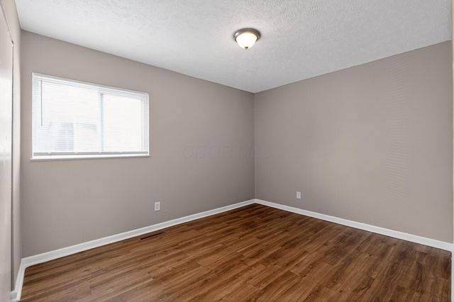 1519 Grovewood Drive, Columbus, OH 43207