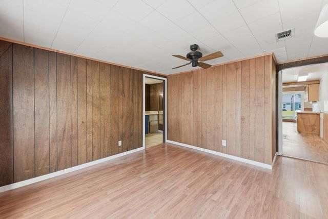 1101 S Masonic, Bellville, TX 77418