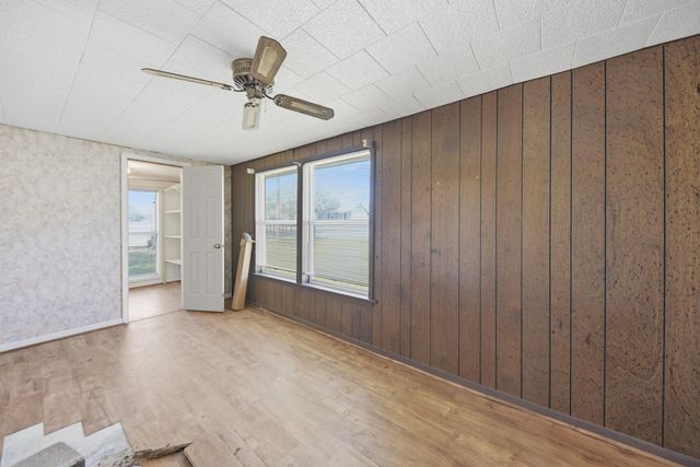 1101 S Masonic, Bellville, TX 77418