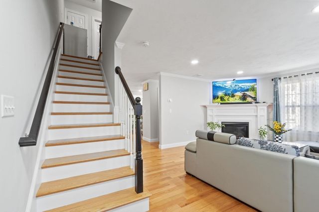 1400 Gorham St 41, Lowell, MA 01852