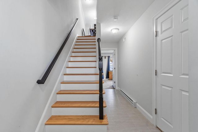 1400 Gorham St 41, Lowell, MA 01852