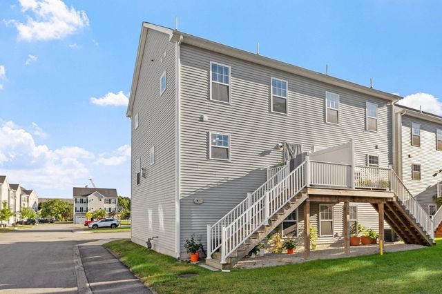 1400 Gorham St 41, Lowell, MA 01852