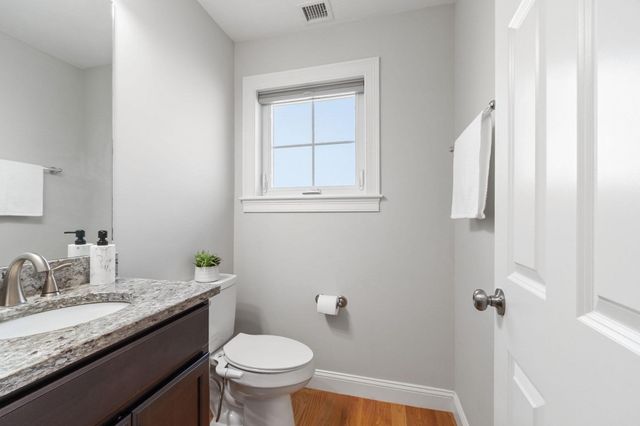 1400 Gorham St 41, Lowell, MA 01852