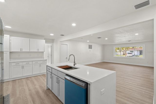 2352 LORENA LANE, Clearwater, FL 33765
