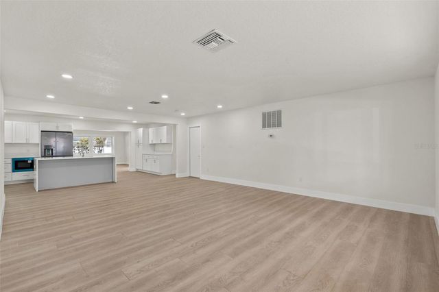 2352 LORENA LANE, Clearwater, FL 33765
