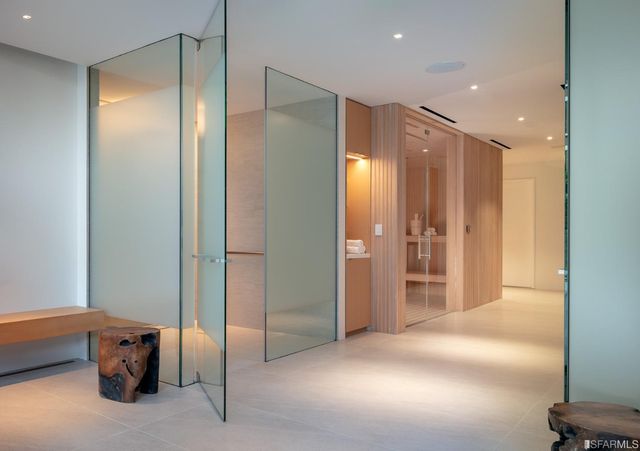 1 Steuart Lane 1603, San Francisco, CA 94105