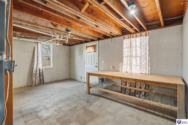 1237 Park Lane, Brandenburg, KY 40108