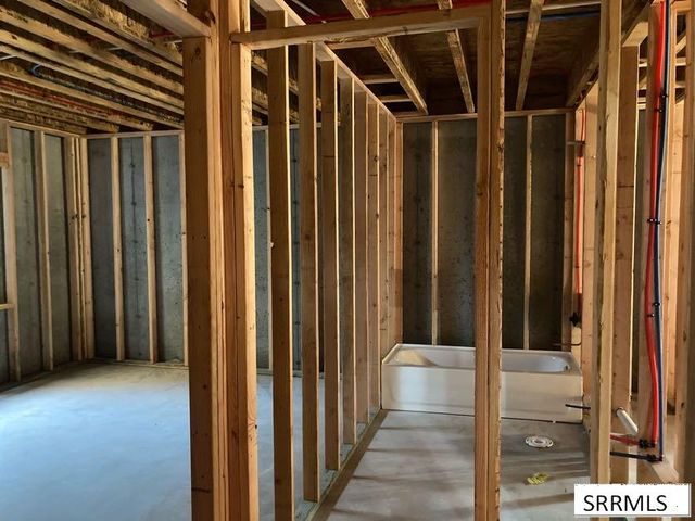 1584 N Sandbar Street, Idaho Falls, ID 83404