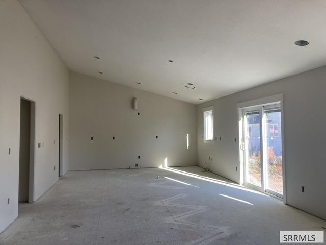 1584 N Sandbar Street, Idaho Falls, ID 83404