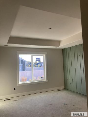 1584 N Sandbar Street, Idaho Falls, ID 83404