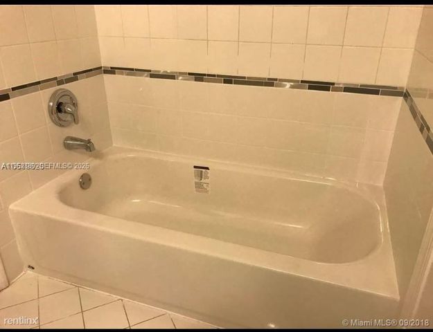 2476 Cordoba Bnd 2476, Weston, FL 33327