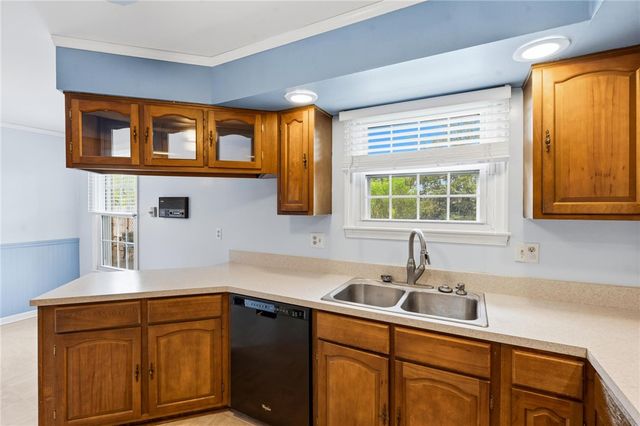 2196 Red Rock Drive, Beavercreek, OH 45431