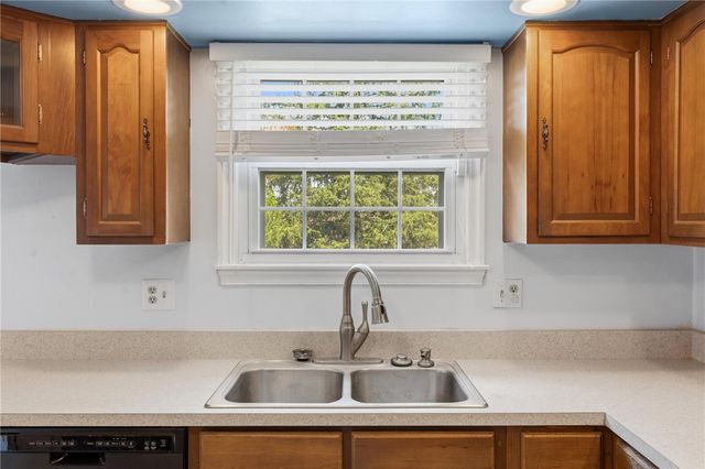2196 Red Rock Drive, Beavercreek, OH 45431