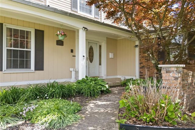 2196 Red Rock Drive, Beavercreek, OH 45431