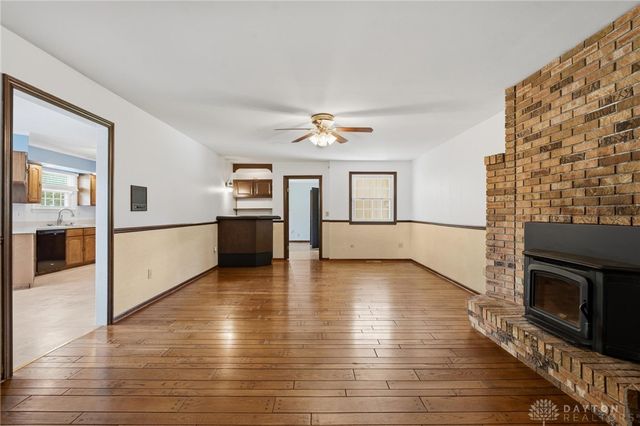 2196 Red Rock Drive, Beavercreek, OH 45431
