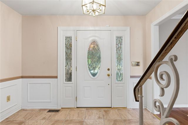 2196 Red Rock Drive, Beavercreek, OH 45431