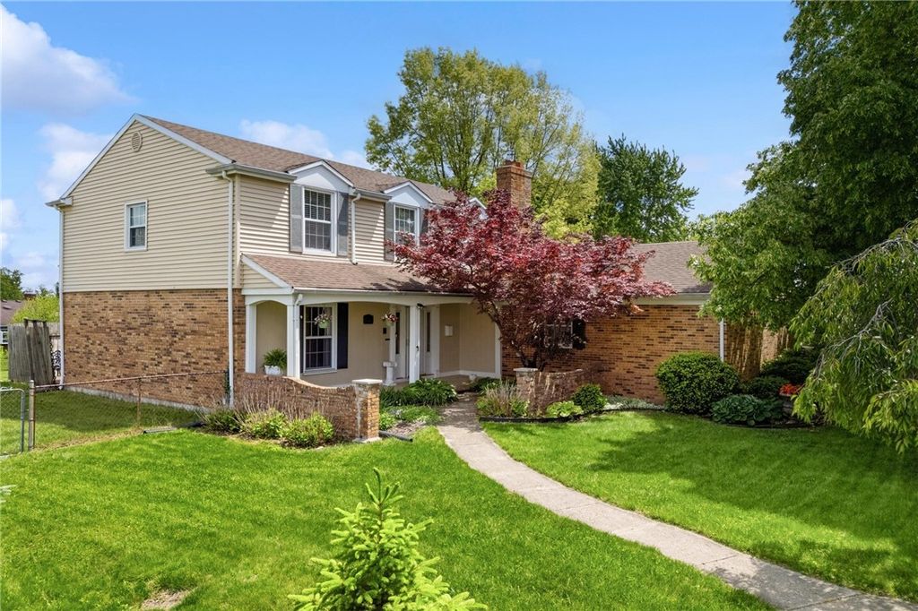 2196 Red Rock Drive, Beavercreek, OH 45431