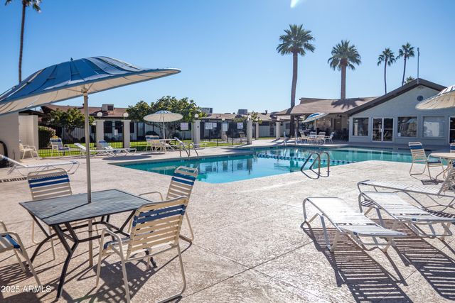 6721 E MCDOWELL Road G304, Scottsdale, AZ 85257