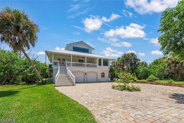 6062 Dinkins Lake RD, Sanibel, FL 33957