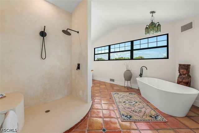 6062 Dinkins Lake RD, Sanibel, FL 33957