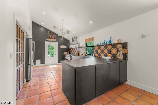 6062 Dinkins Lake RD, Sanibel, FL 33957