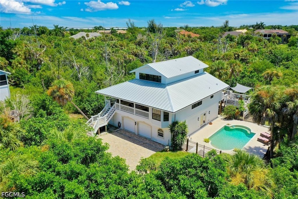 6062 Dinkins Lake RD, Sanibel, FL 33957