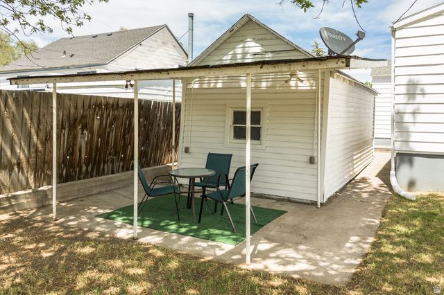 1117 S 3RD AVE, Pocatello, ID 83201